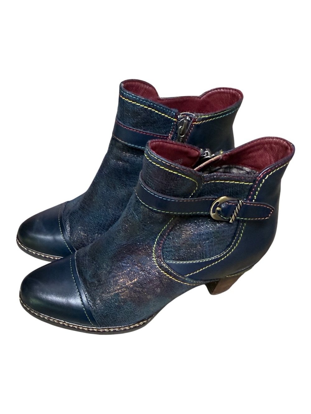 L'Artiste by Spring Step Captivate Booties in Navy 39